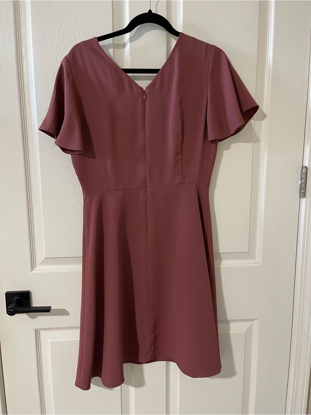 UNIQLO Flutter Sleeve V-Neck A-Line Dress in Mauve - Picture 3 of 6